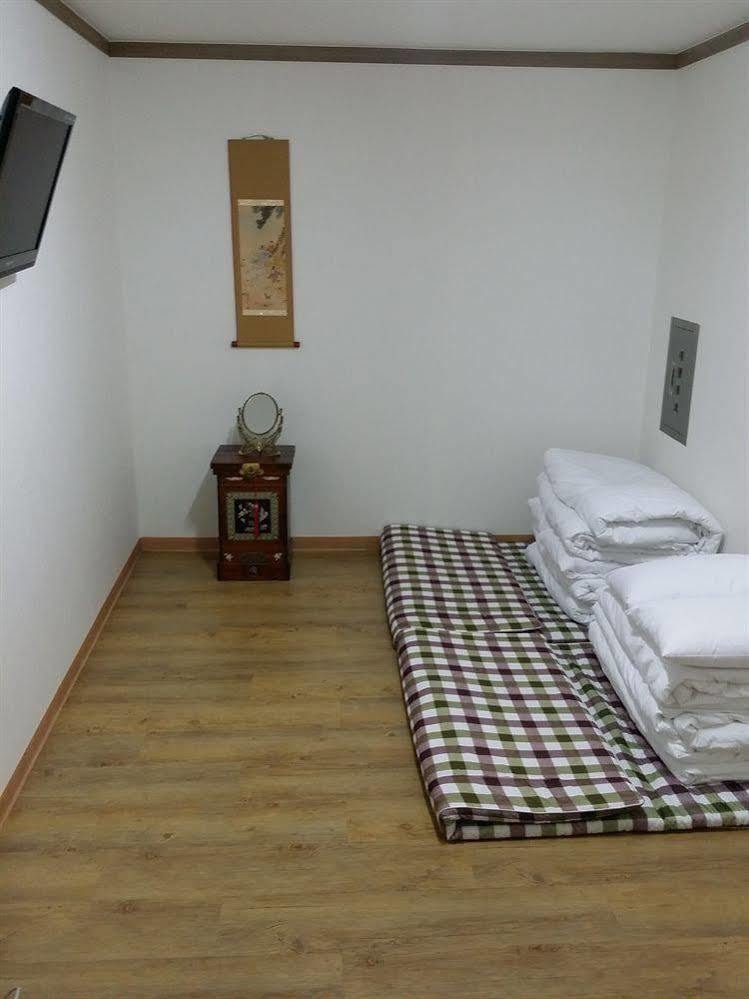 Feliz Guesthouse, Seoul Station Extérieur photo